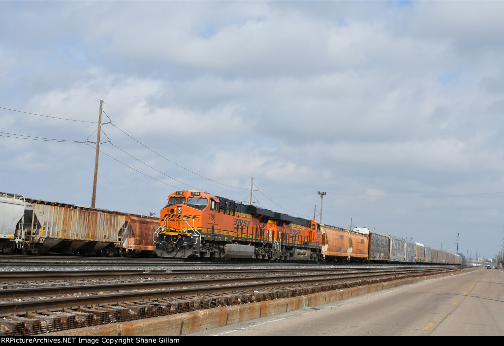 BNSF 7198